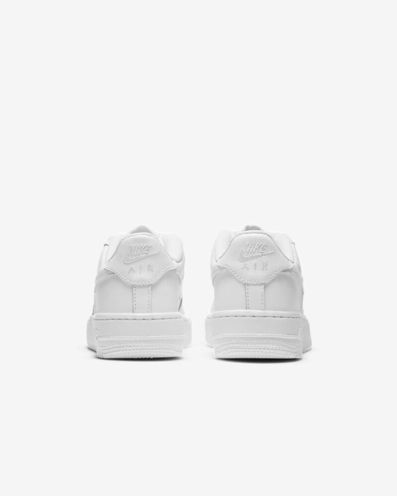 Foto da dietro della sneaker: Nike Air Force 1 White