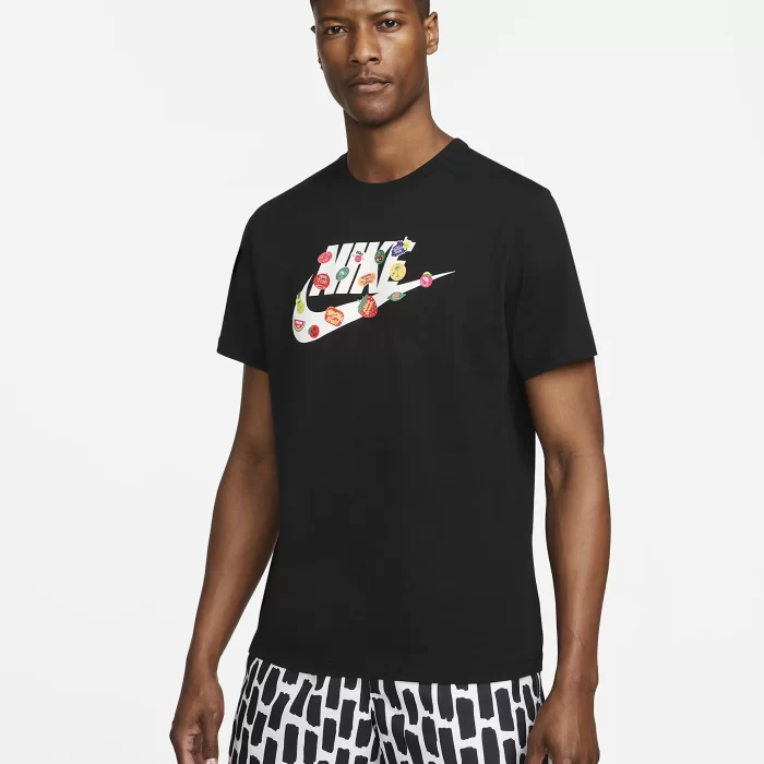Nike sole food swoosh sticker t shirt nera