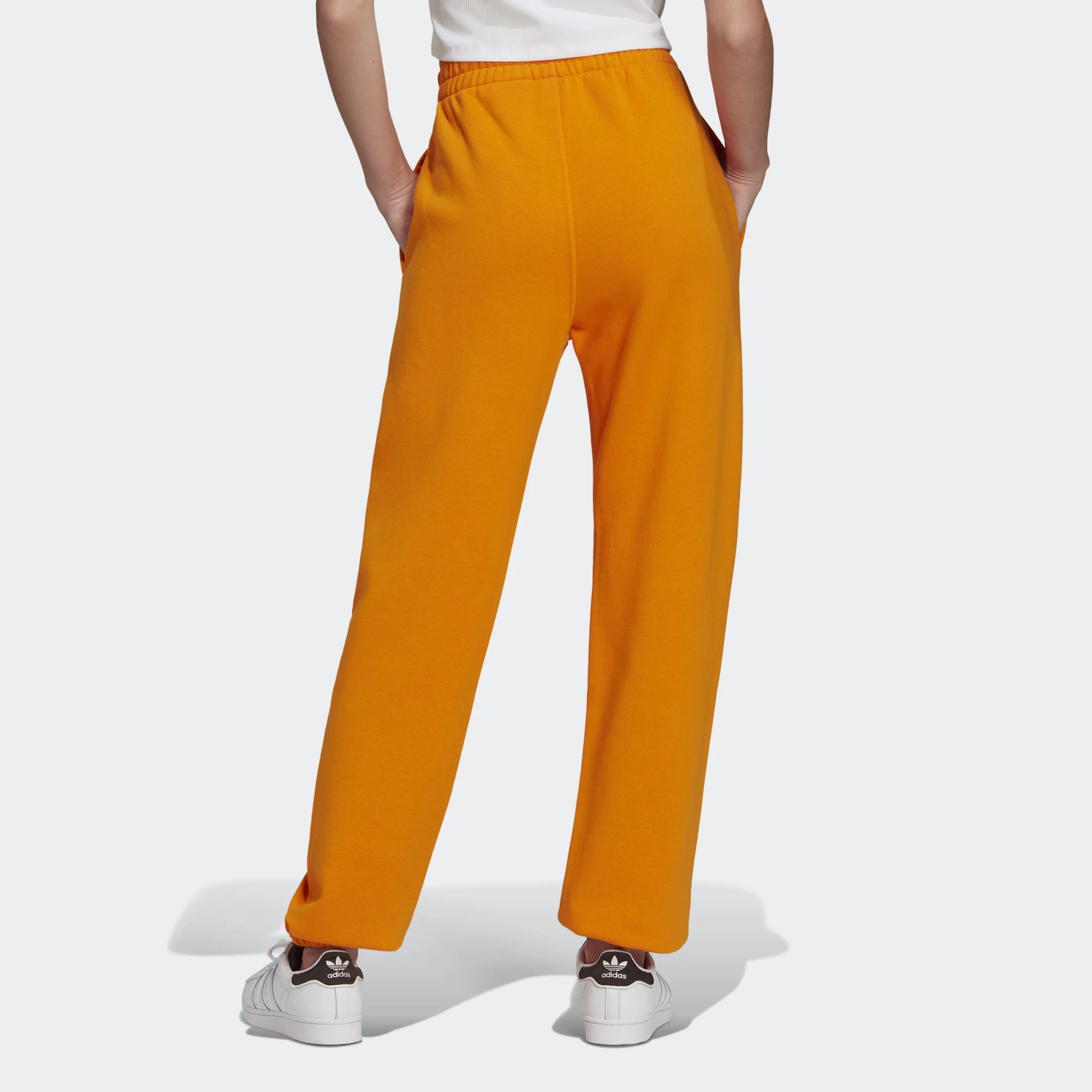 Donna Abbigliamento da Jeans Pantaloneadidas Originals in Pile di colore Arancione 
