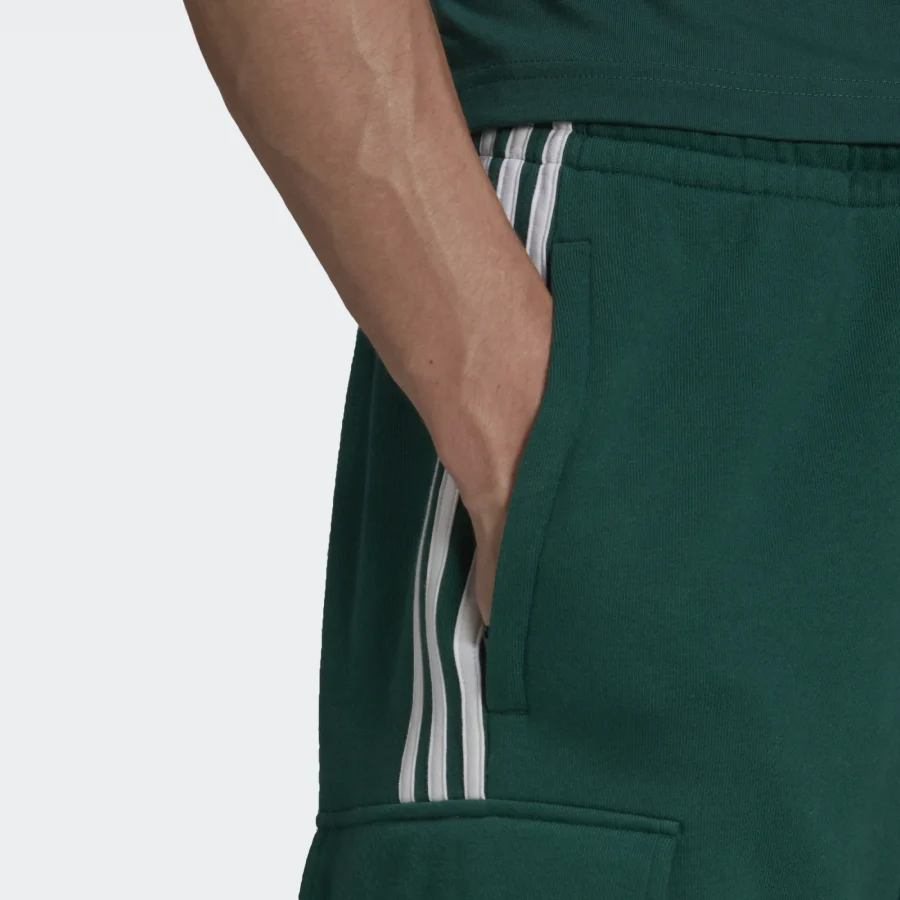 pantaloncini tascone adidas verde