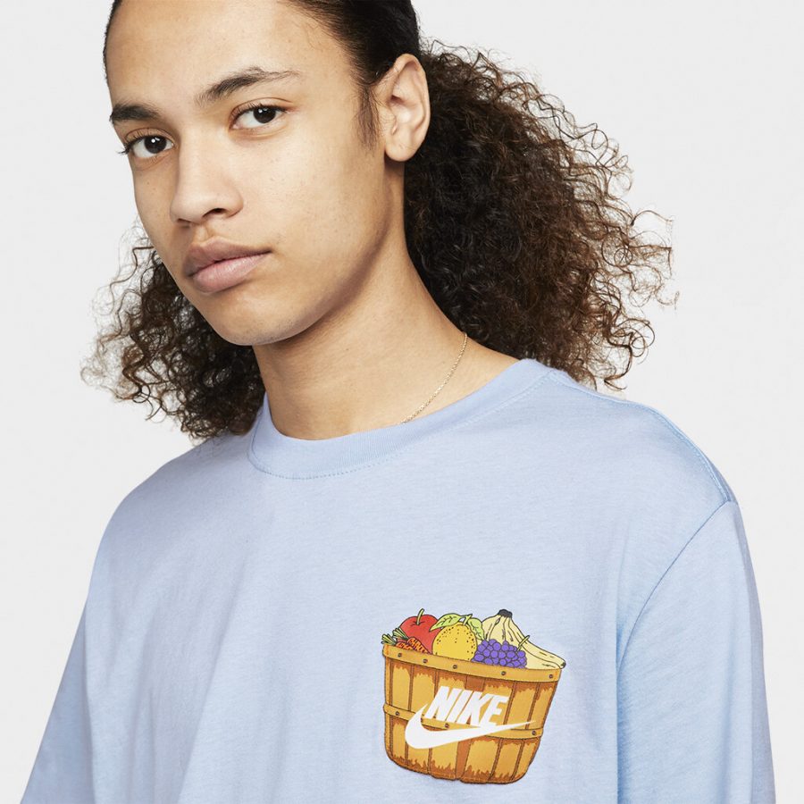 t-shirt nike fruit basket marino chiaro