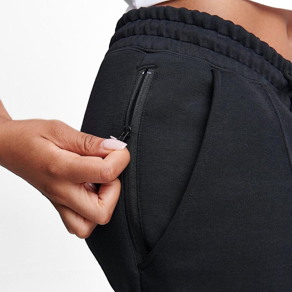 Nike Tech Fleece Joggers - Black - immagine 3