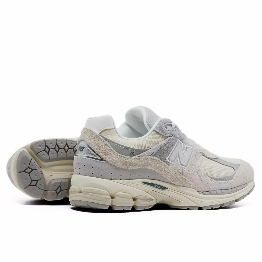 New Balance 2002 - Vintage White/Grey - immagine 2