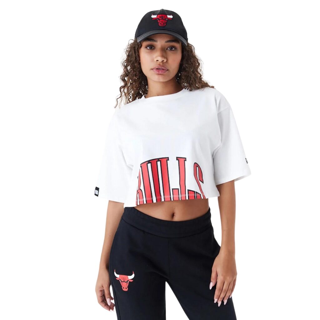 New Era T-Shirt Crop Chicago Bulls NBA Team Wordmark - White