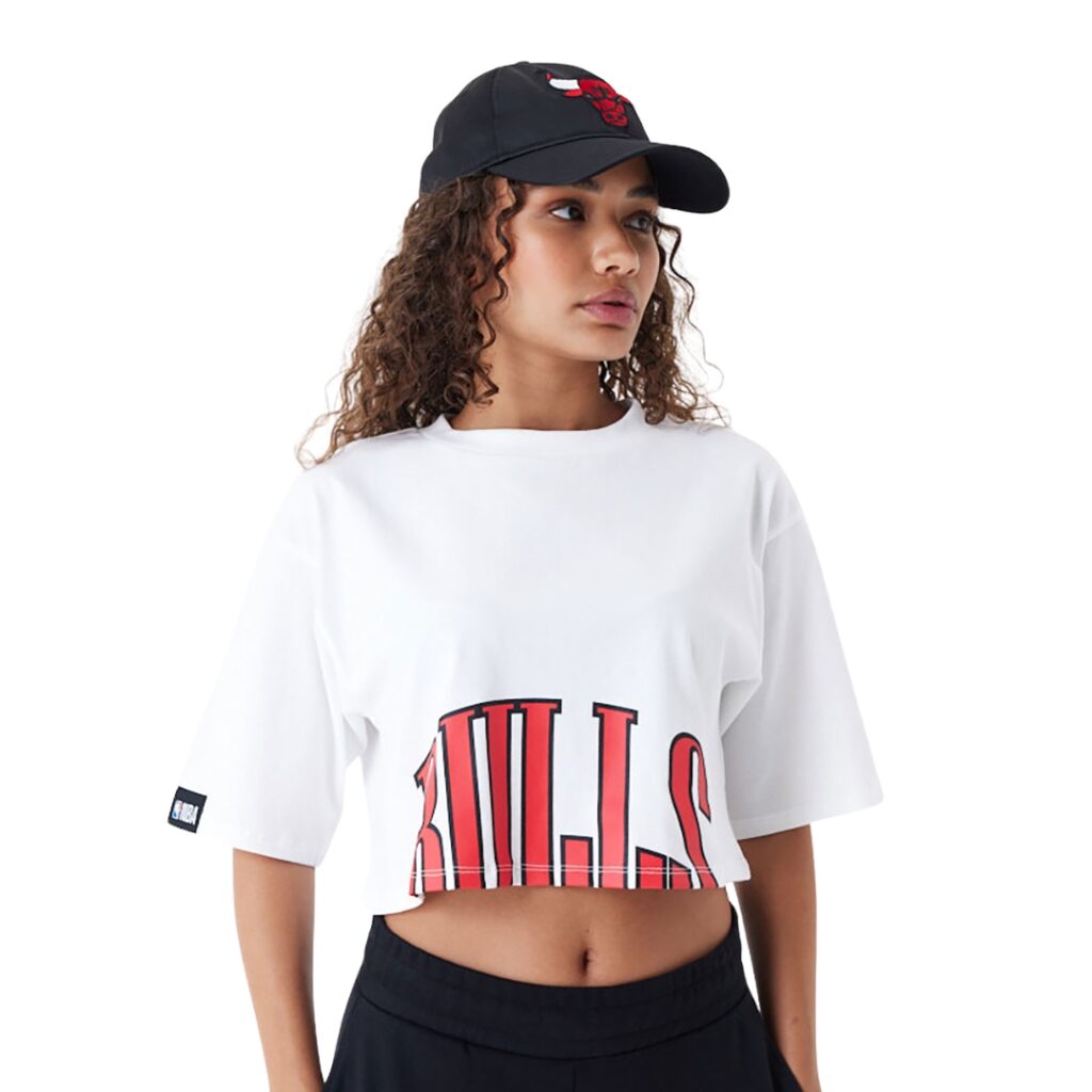New Era T-Shirt Crop Chicago Bulls NBA Team Wordmark - White - immagine 3