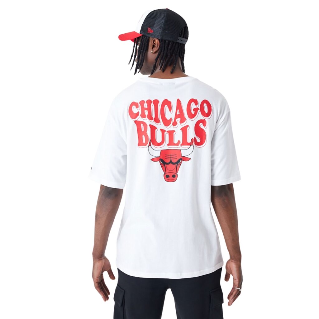New Era T-Shirt Oversize Chicago Bulls NBA Script - White - immagine 3