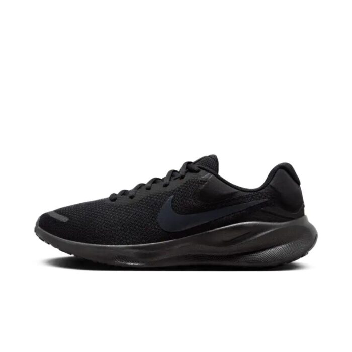 Nike Revolution 7 - Black