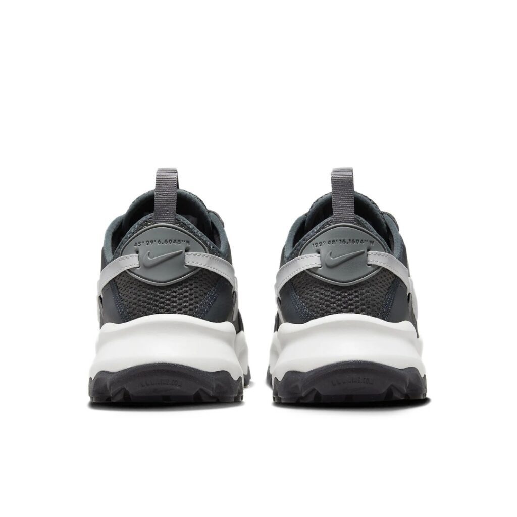 Nike TC 7900 - Antracite/Platinum Tint/Smoke Gray - immagine 3