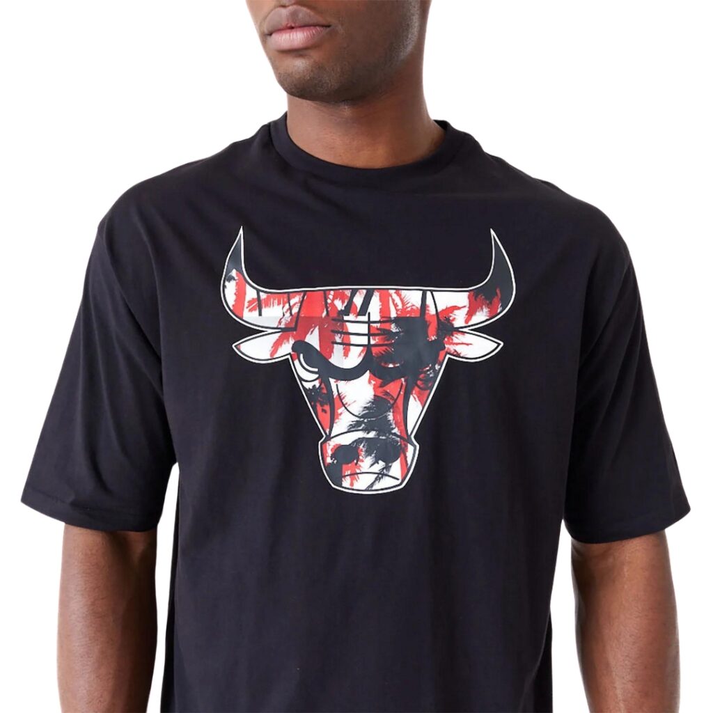 New Era T-Shirt Oversize Chicago Bulls Large Infill - Black - immagine 4
