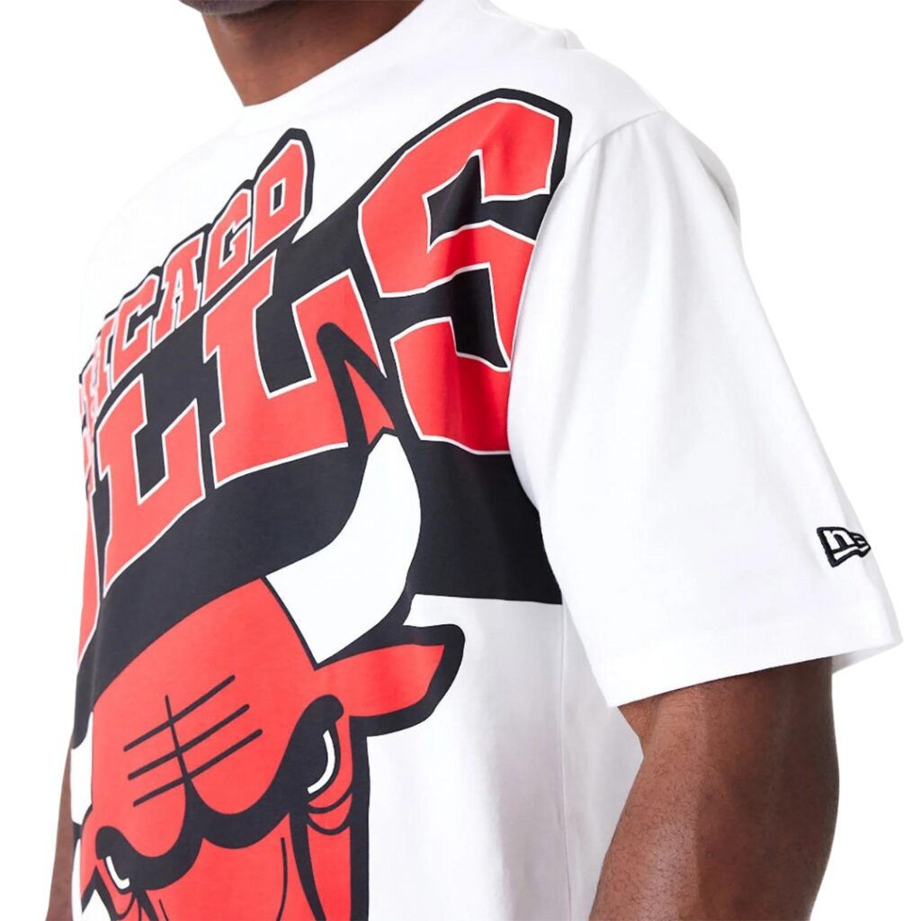 New Era T-Shirt Oversize Chicago Bulls Large Wordmark - White - immagine 2