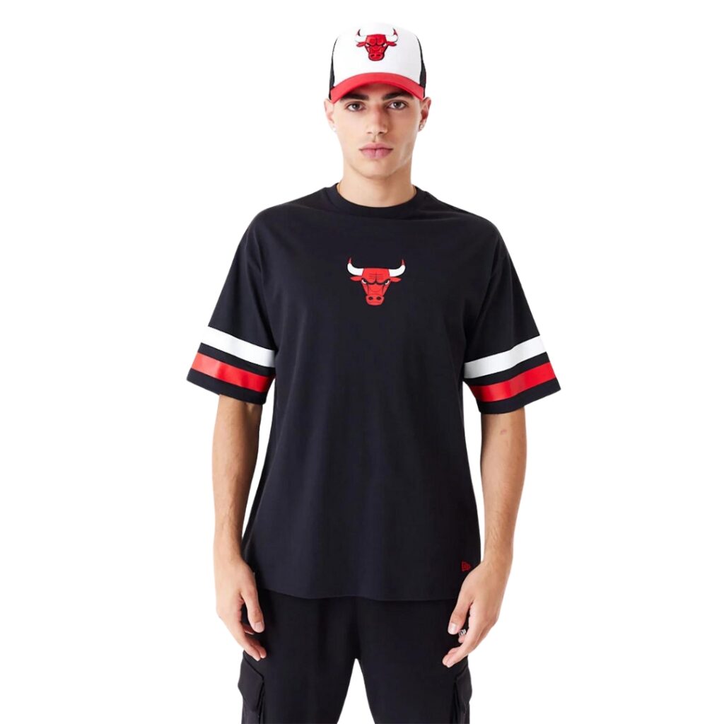New Era T-Shirt Oversize Con Grafica Chicago Bulls - Black - immagine 3