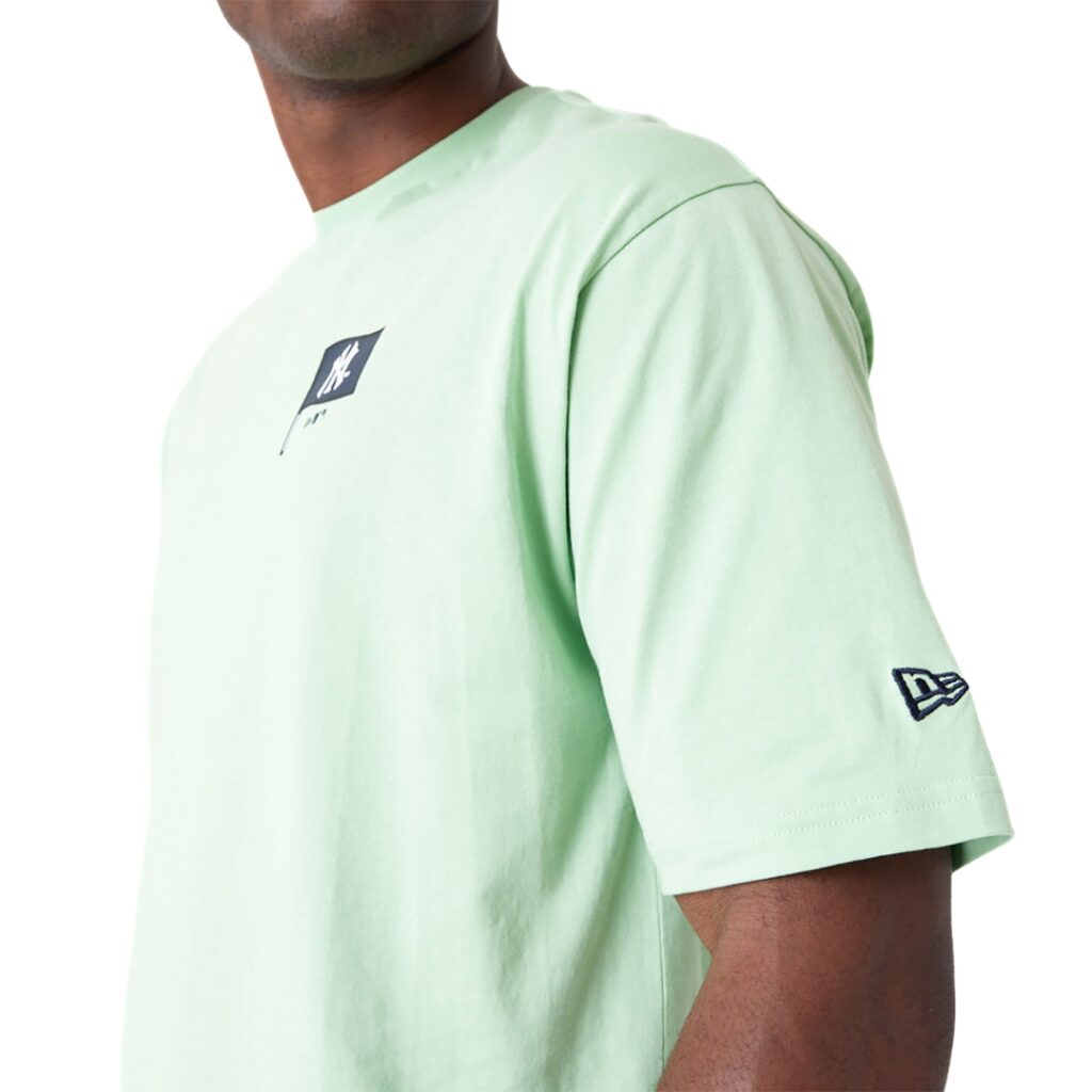 New Era T-Shirt Oversize New York Yankees Con Grafica Hamburger - Green - immagine 2