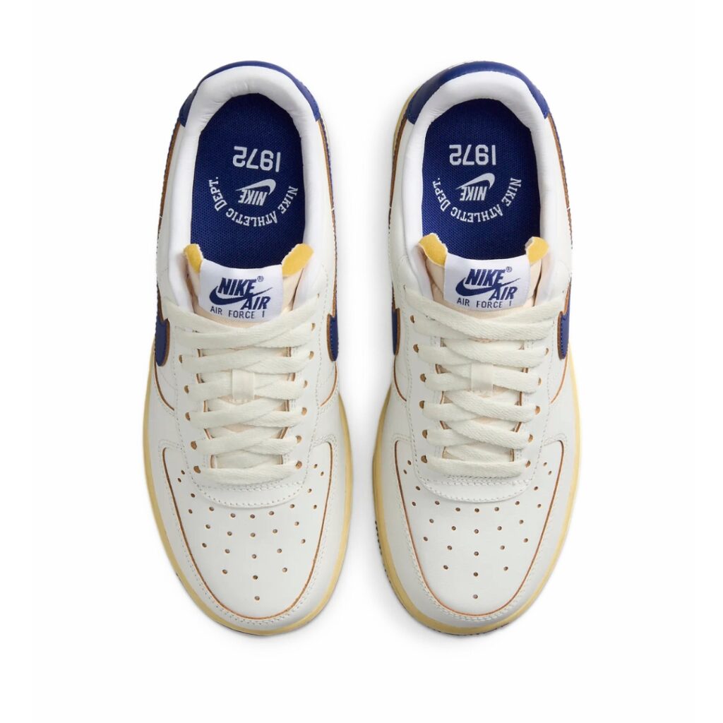 Nike Air Force 1 '07 - Sail/Pale Vanilla/Gold Suede/Deep Royal Blue - immagine 3