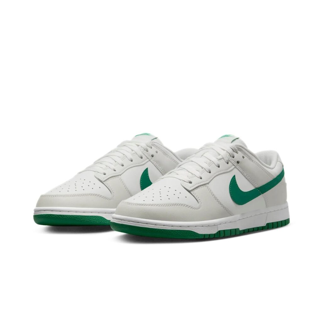 Nike Dunk Low Retro - Summit White/Platinum Tint//Malachite - immagine 2