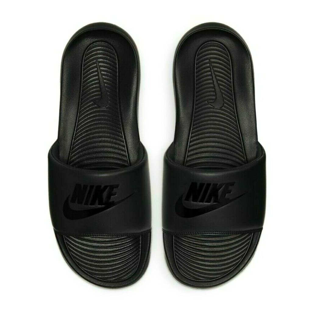Nike Victori One - Black
