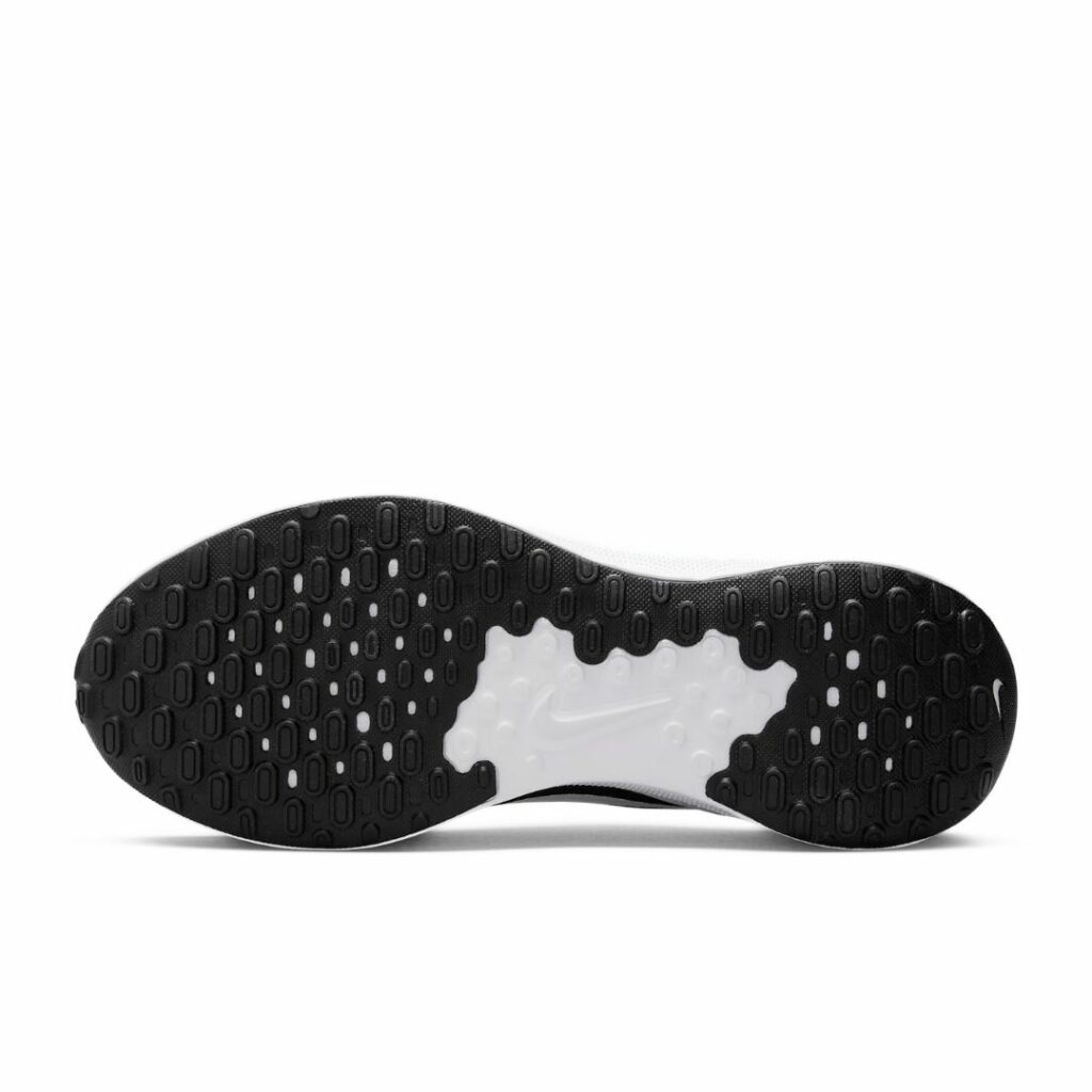 Nike Revolution 7 - Black/White - immagine 4