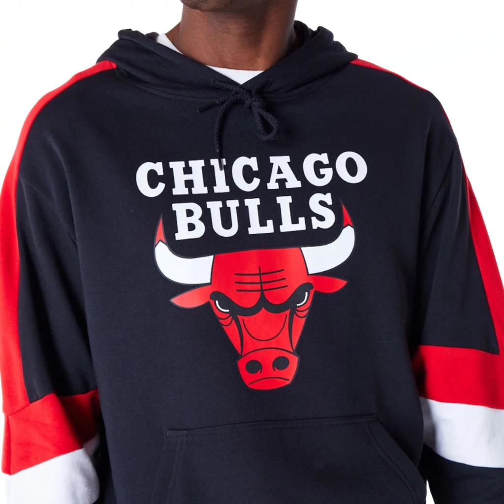 New Era Felpa Chicago Bulls Colour Block - Bleu/Red - immagine 2