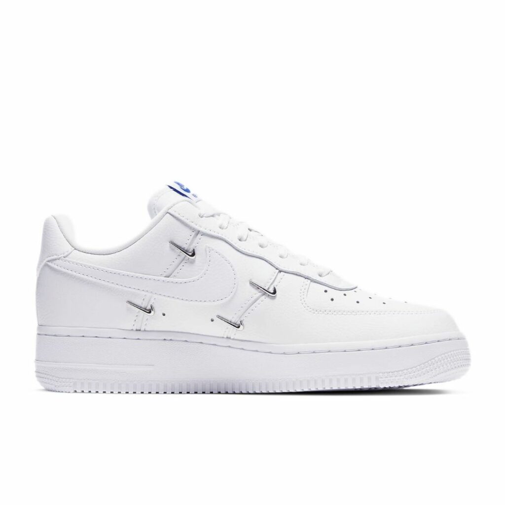 Nike Air Force 1 '07 LX - White/Hyper Royal/Black - immagine 5