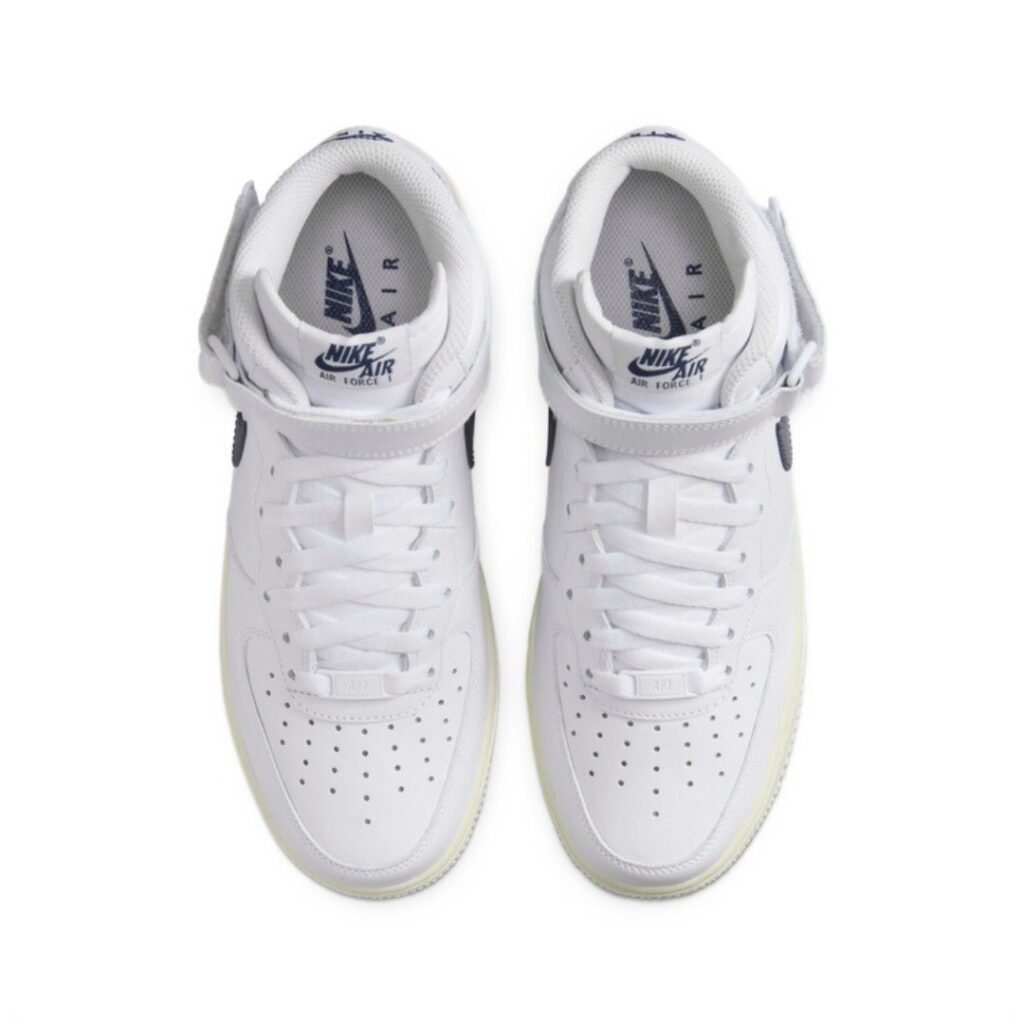 Nike Air Force 1 '07 Mid - White/Coconut Milk/Metallic Gold/Midnight Navy - immagine 6