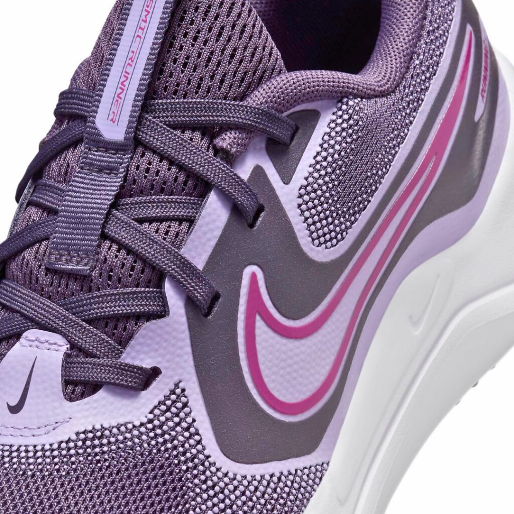 Nike Cosmic Runner (gs) - Dark Raisin/Hydrangeas/Hot Fuchsia - immagine 4