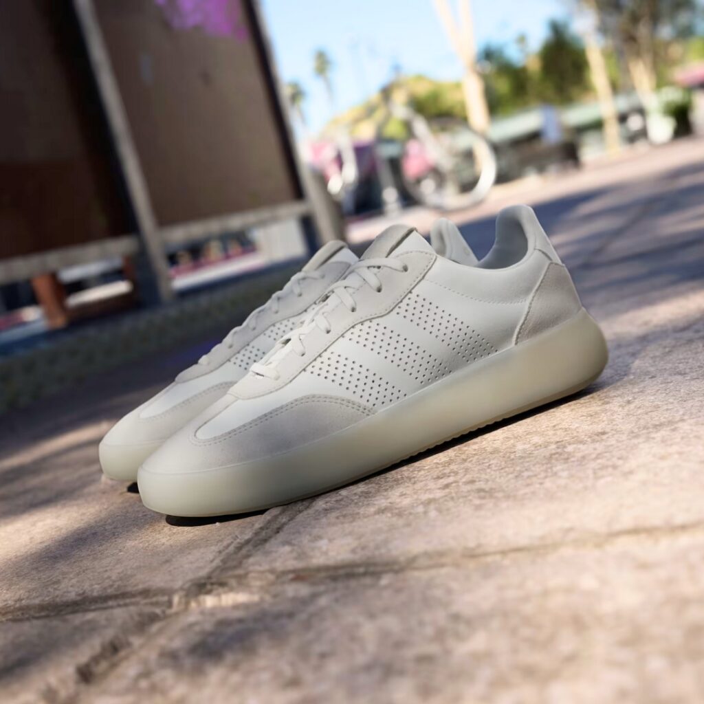 Adidas Barreda Decode V2 - White/Beige - immagine 4
