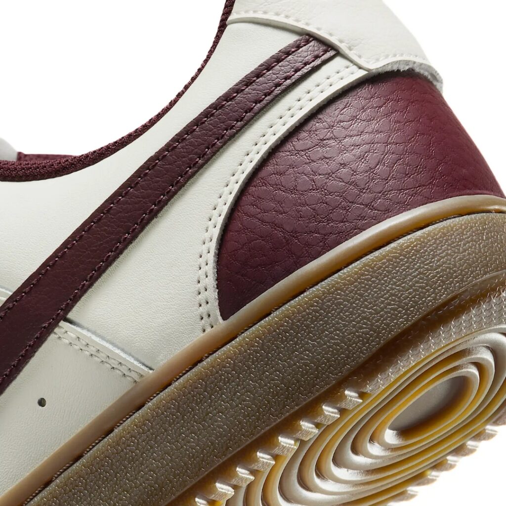 Nike Court Vision Low - Sail/Khaki/Gum Dark Brown/Burgundy Crush - immagine 4