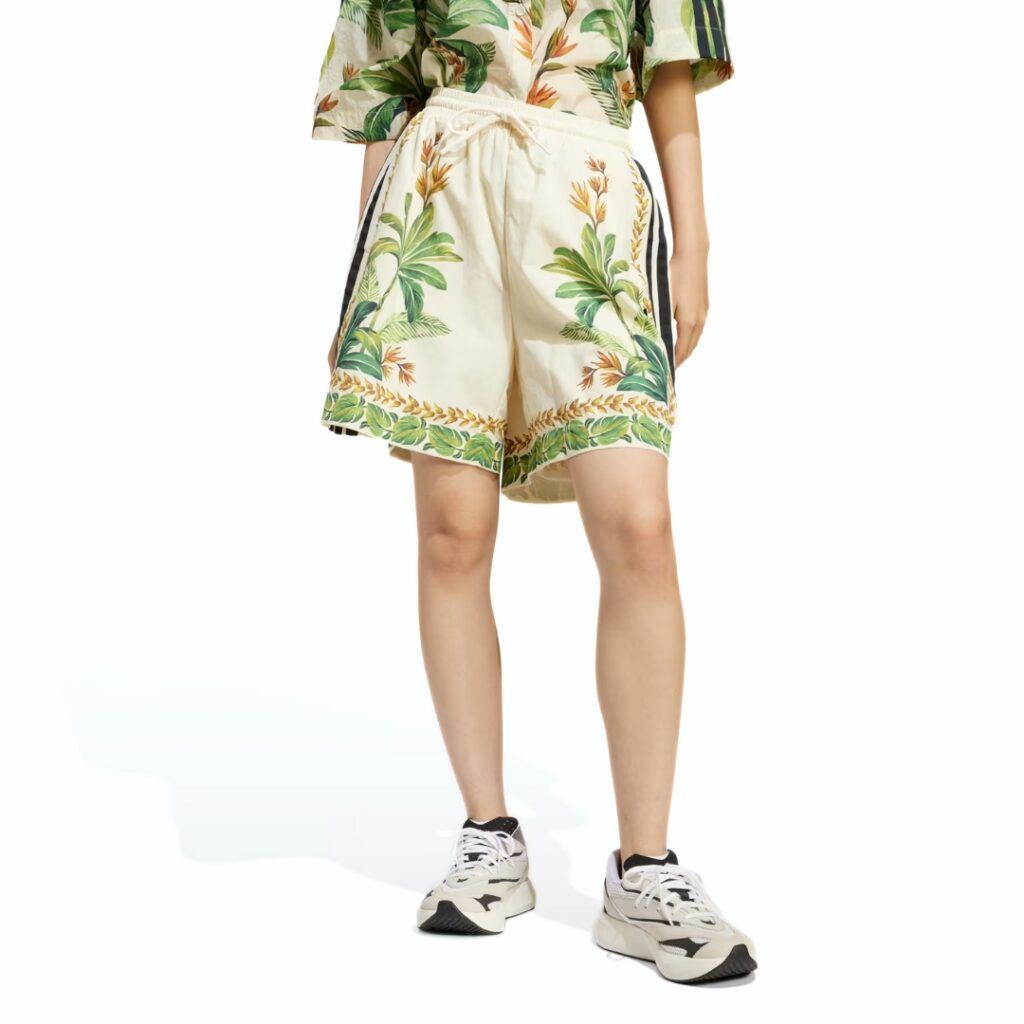 Adidas x Farm Rio Shorts Premium - Cream White/Bold Gold/Semi Flash Green - immagine 2