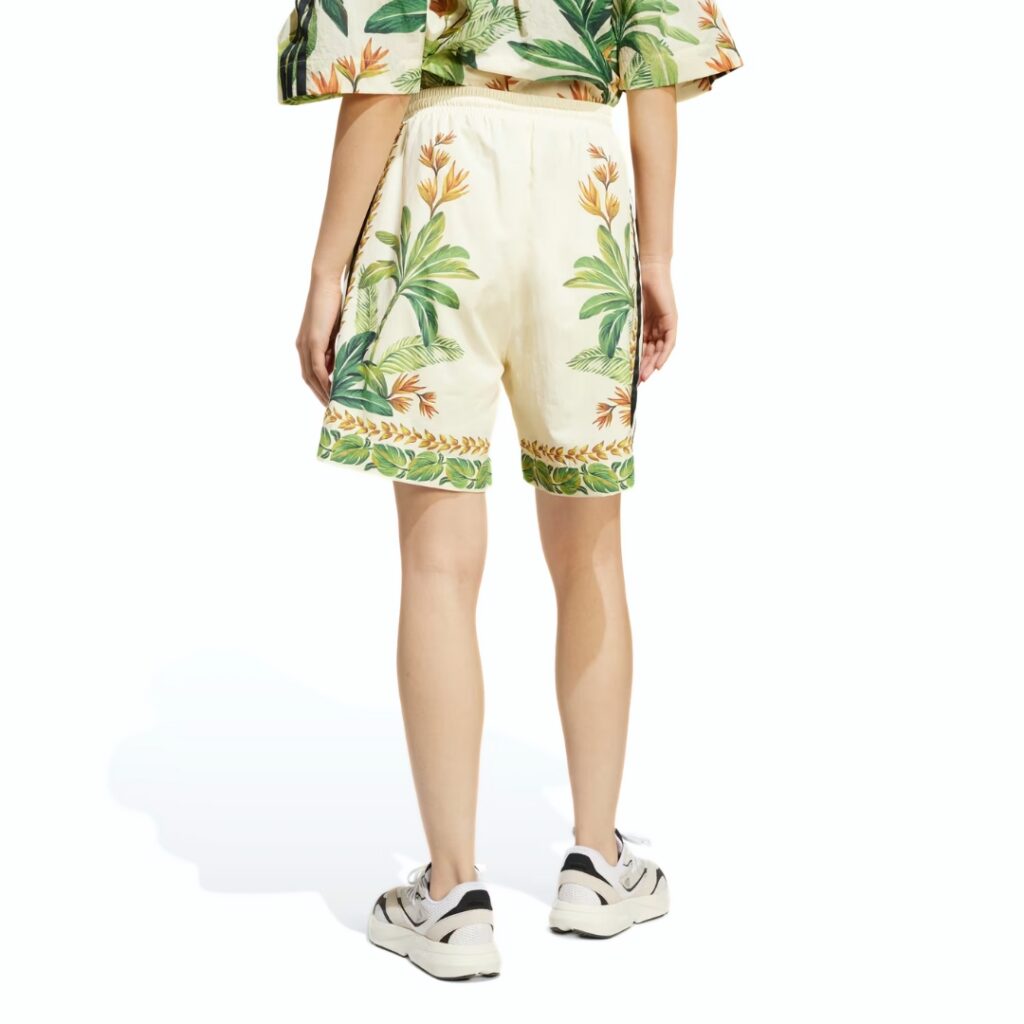 Adidas x Farm Rio Shorts Premium - Cream White/Bold Gold/Semi Flash Green - immagine 4