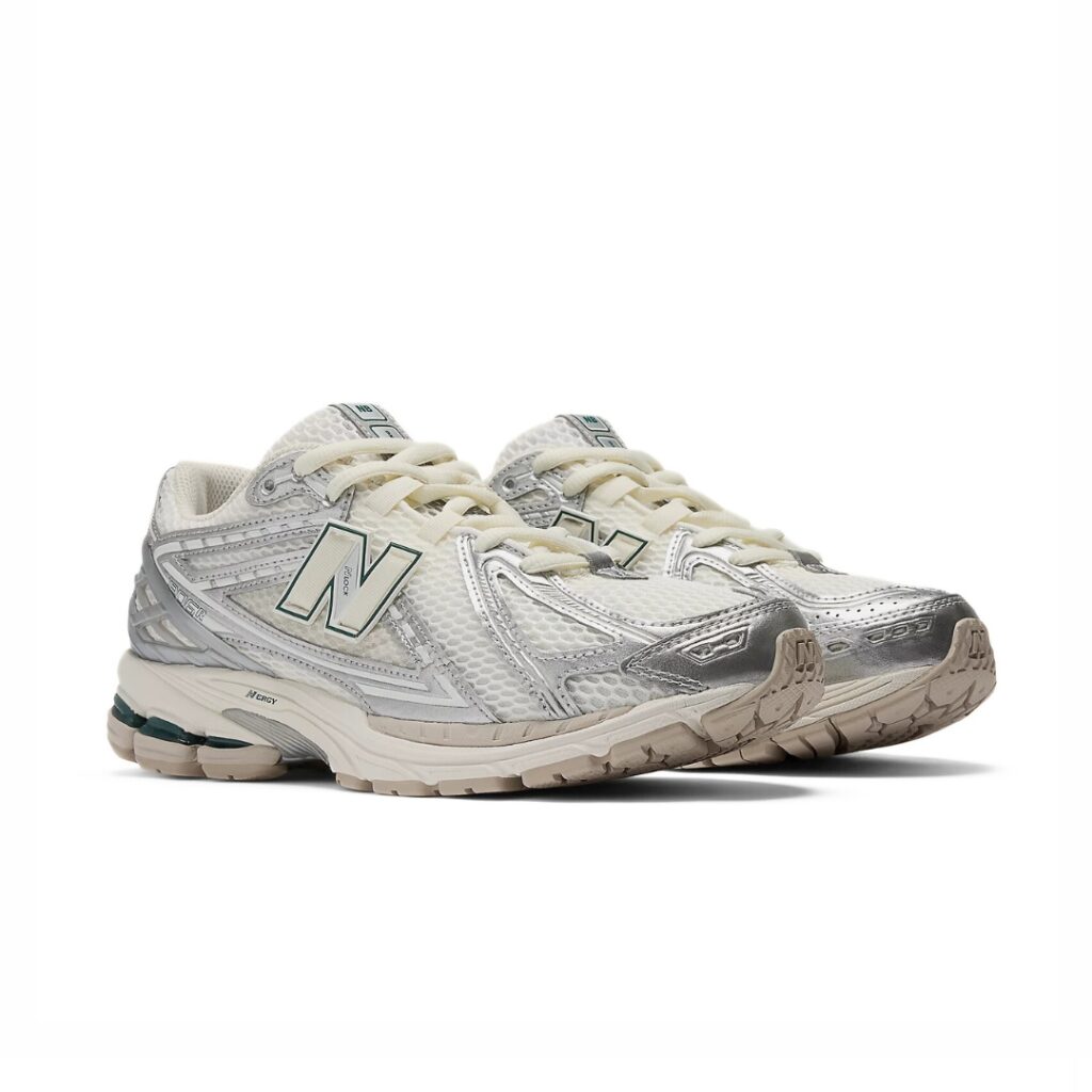 New Balance 1906 - Silver Metalic/Sea Salt/New Spruce