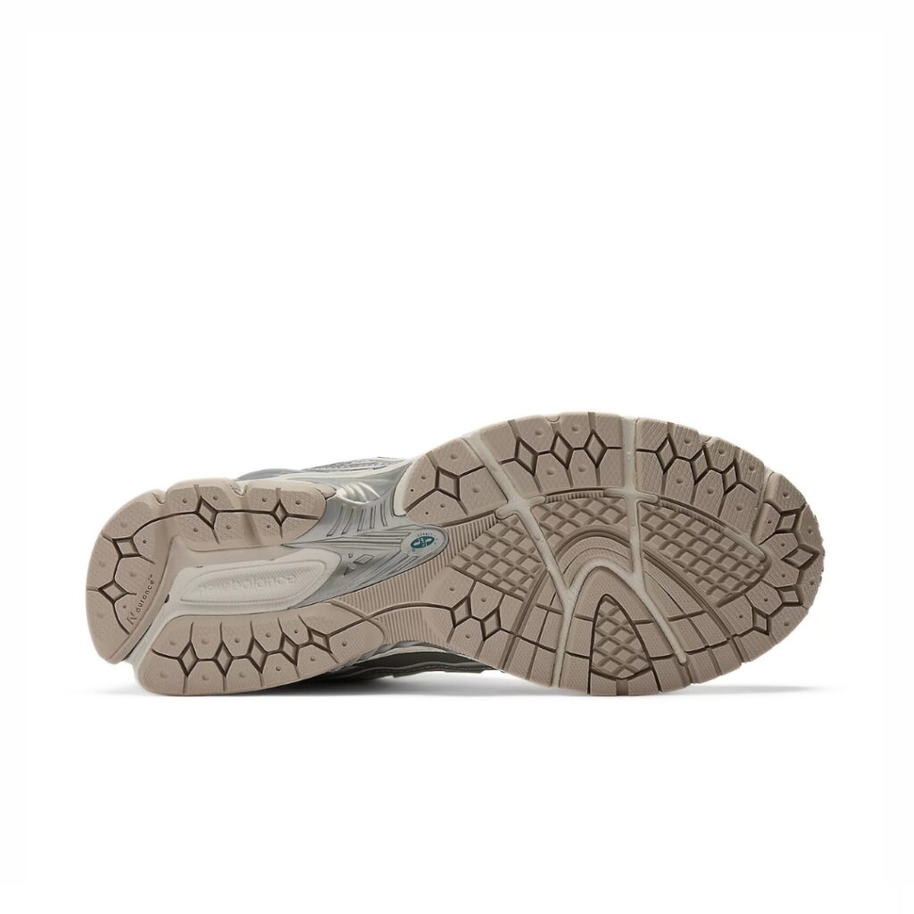 New Balance 1906 - Silver Metalic/Sea Salt/New Spruce - immagine 5