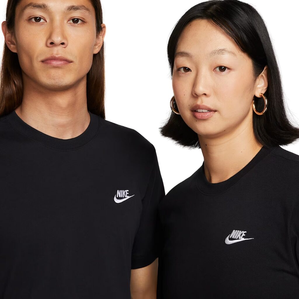 Nike T-shirt Sportwear Club - Black/White - immagine 3
