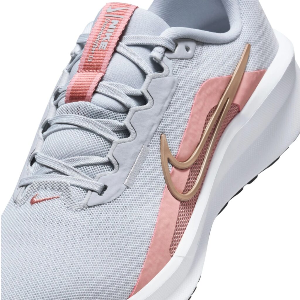 Nike Downshifter 13 - White/Red Stardust/Metallic Red Bronze - immagine 2