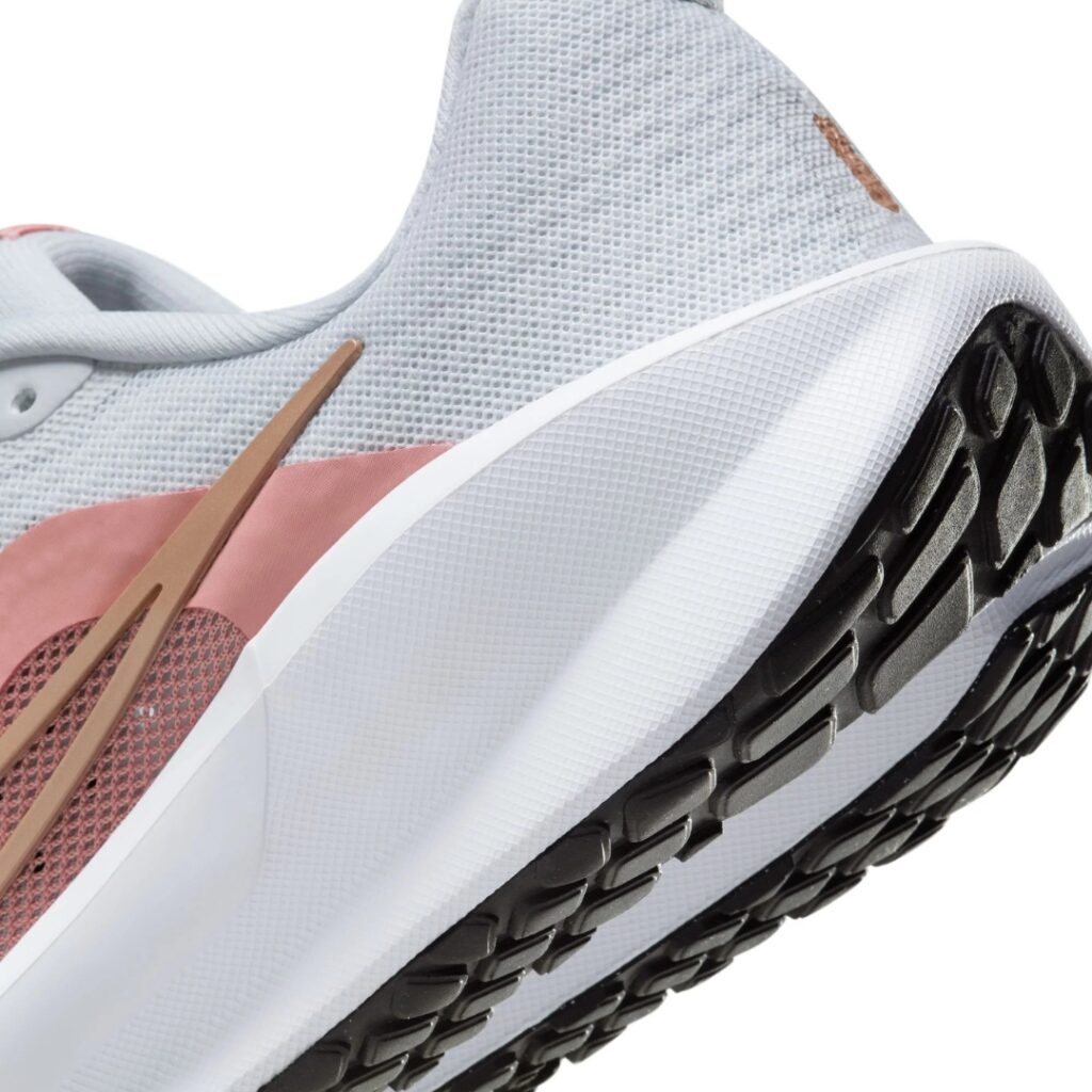 Nike Downshifter 13 - White/Red Stardust/Metallic Red Bronze - immagine 6