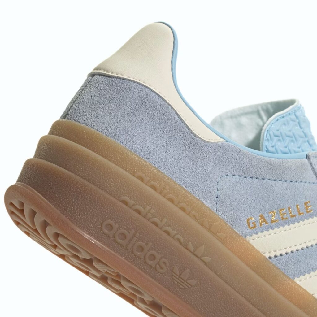 Adidas Gazelle Bold - Clear Sky/Cream White/Gold Metallic - immagine 3