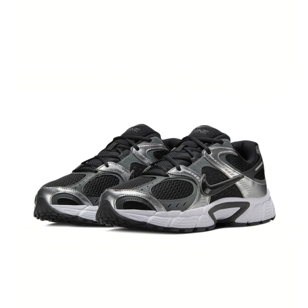 Nike V5 RNR - Black/Anthracite/Smoke Grey
